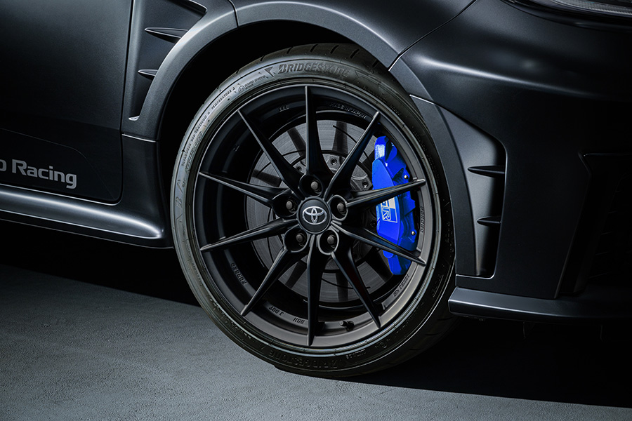 GRヤリス Sébastien Ogier 9x World Champion Edition