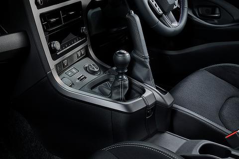 GRヤリス Sébastien Ogier 9x World Champion Edition