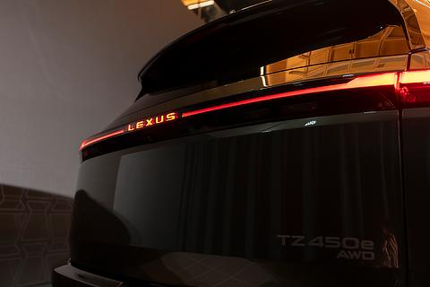 LEXUS TZ（プロトタイプ）