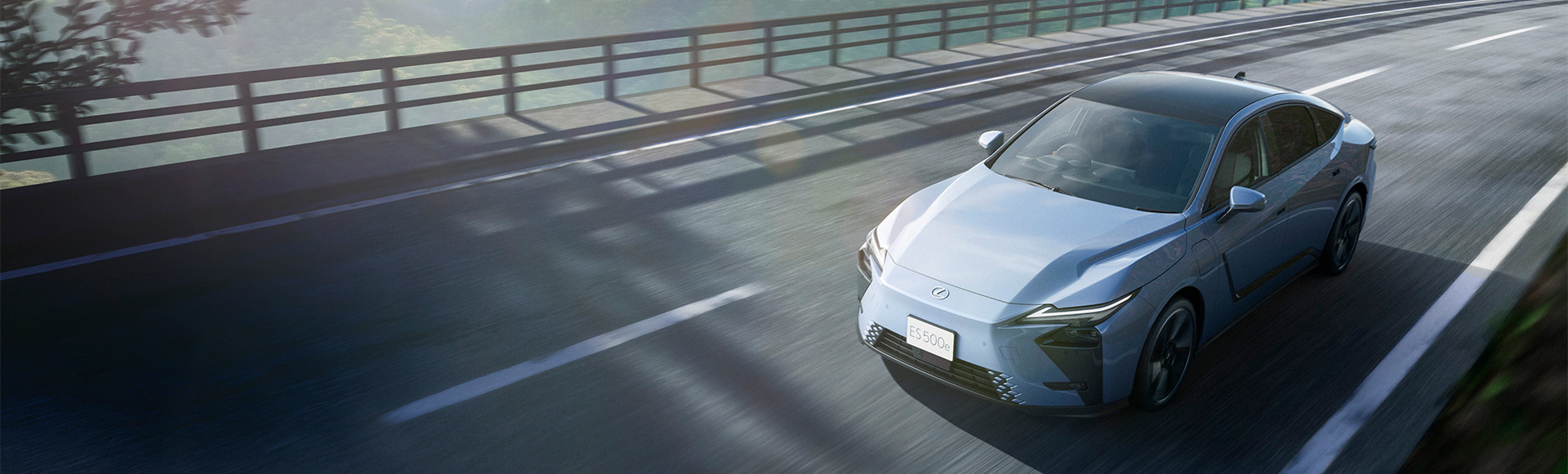 LEXUS、新型「ES」を発売