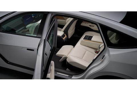 ES350e“Rr Comfort package”