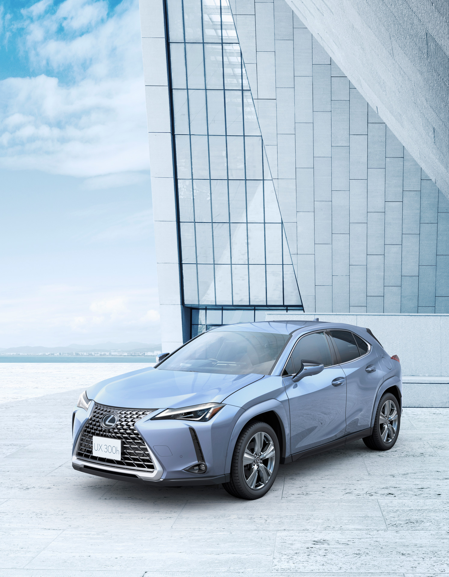 LEXUS、「UX300h」に“Shining Essence”を追加設定 | レクサス