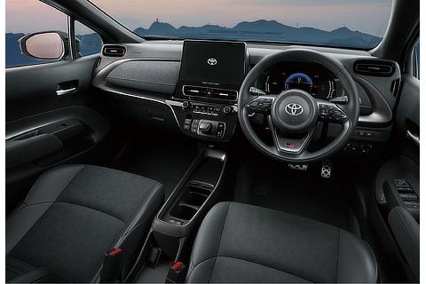GR SPORT（内装色ブラック）