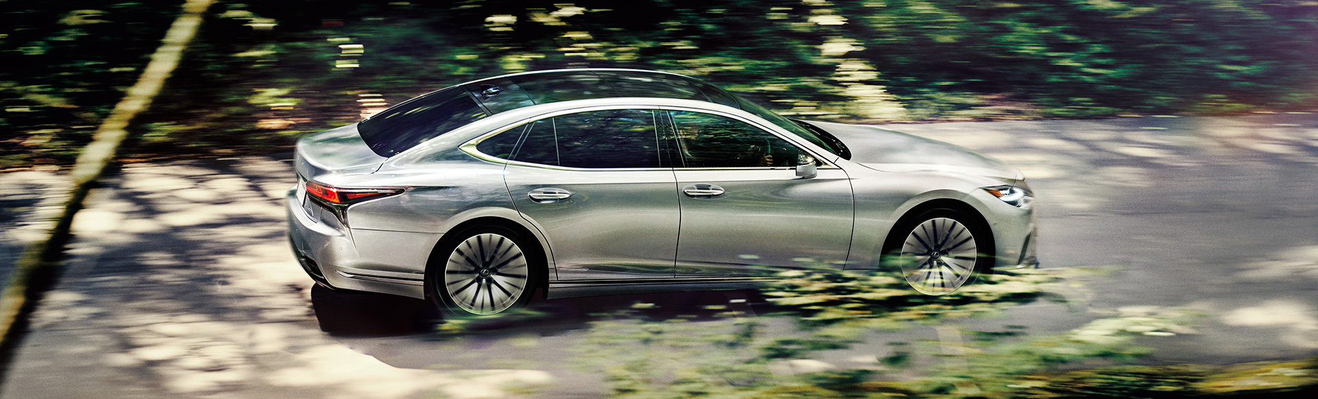 LEXUS、「LS」を一部改良