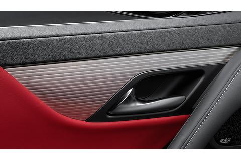 “F SPORT”オーナメントパネル（本アルミ［刃取調仕上げ／シルバー］）