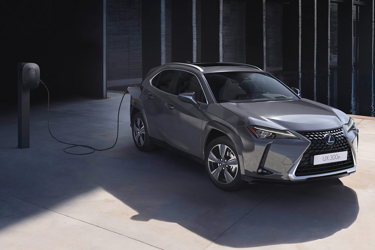World Premiere of the New All-Electric Lexus UX 300e