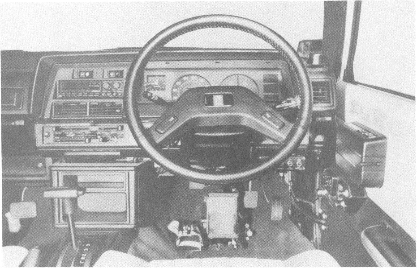 DRIVER'S AREA IN "COROLLA FRIENDMATIC II"