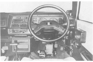 DRIVER'S AREA IN "COROLLA FRIENDMATIC II"