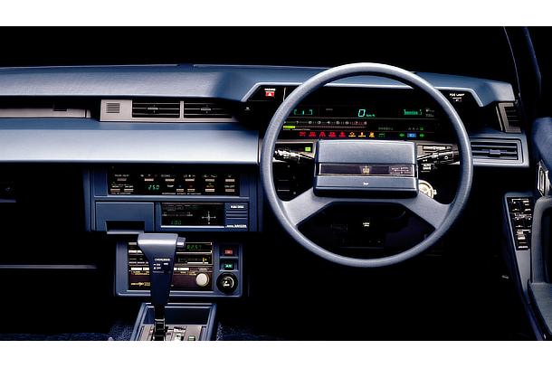 クラウン 4ドア ハードトップ 2800 ロイヤルサルーンG