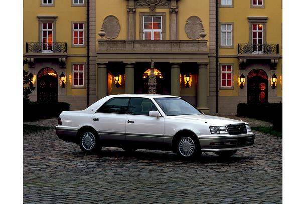 Crown Royal Saloon G