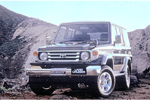 ランドクルーザー70 ZX 4ドア