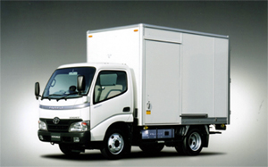 トヨエース アルミバンS ディーゼル ハイブリッド＜オプション装着車＞