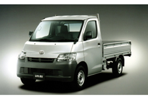 ライトエース トラック DX 5速マニュアル