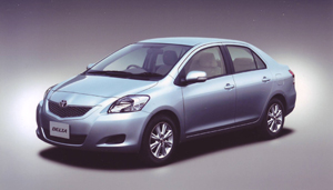 ベルタ　1.3X“Ｌパッケージ”(1.3L・2WD)<br><オプション装着車>