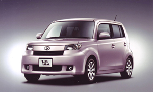 bB Z “Lパッケージ”(1.5L・2WD)