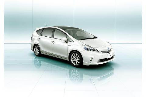 Prius α G "Touring Selection･Skylight Package"