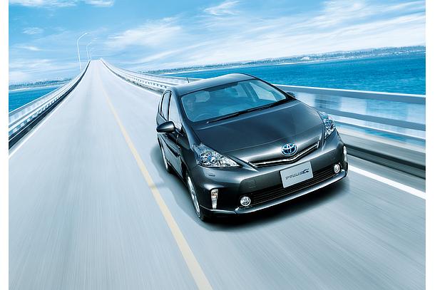 Prius α S "Touring Selection"