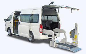 ハイエース　福祉タクシー仕様車　タイプII(CBA-TRH224W-VTZYQ)（スーパーロングボディ・4AT・2700ガソリン）