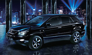 特別仕様車　240G “Ｌパッケージ・ALCANTARA Selection” 2WD（ブラック）