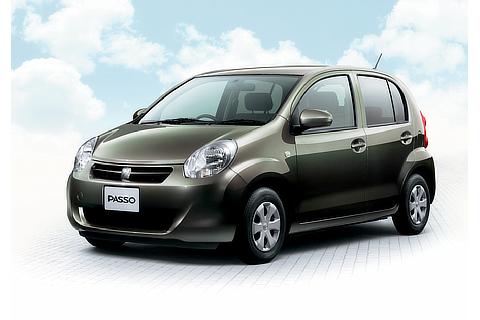 特別仕様車1.0X“Kutsurogi”2WD（ヒスイパールメタリック）＜オプション装着車＞