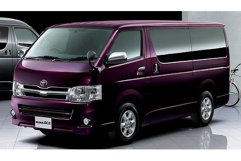 レジアスエース 特別仕様車 スーパーGL“PRIME SELECTION” 2WD 3000ディーゼル 標準ボディ 2/5人乗り 5ドア（ボルドーマイカメタリック）