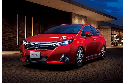 SAI　G (レッドマイカメタリック) ＜オプション装着車＞