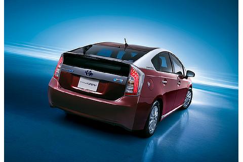 G（ボルドーマイカ）＜オプション装着車＞