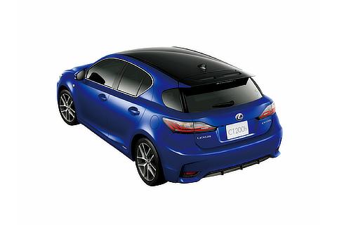 CT200h“F SPORT”（ブラックルーフ＆エクシードブルーメタリック）