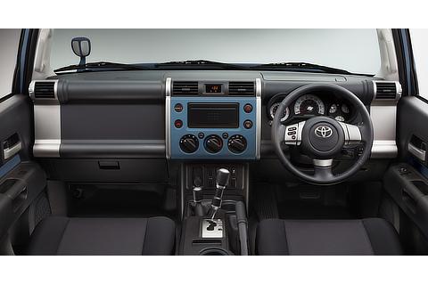 FJクルーザー“カラーパッケージ”（内装色 ： ダークグレー）