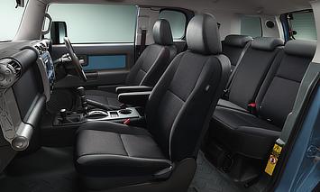 FJクルーザー “カラーパッケージ” (内装色：ダークグレー)