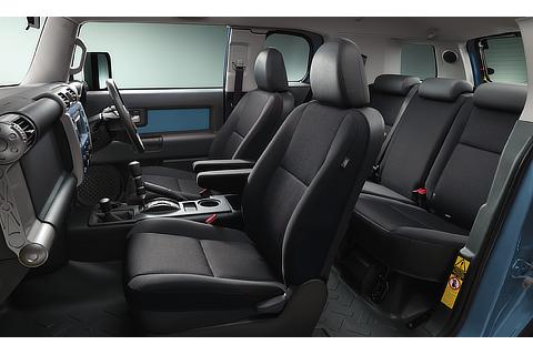 FJクルーザー“カラーパッケージ”（内装色 ： ダークグレー）