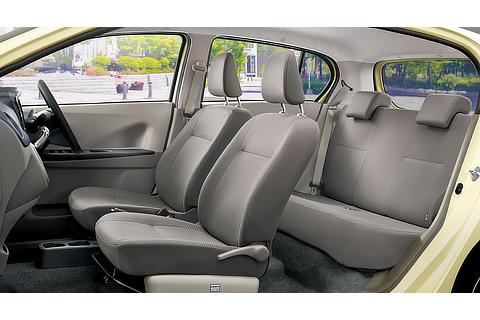 G“SA”（アップグレードシート表皮（フロントシート））