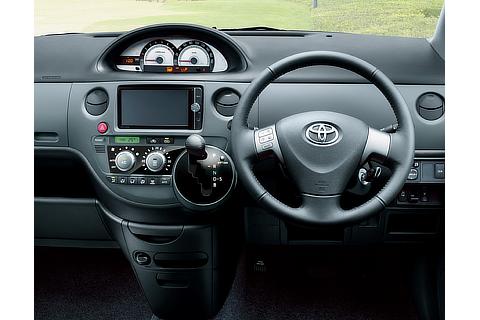 DICE-G （内装色 ： グレー）＜オプション装着車＞