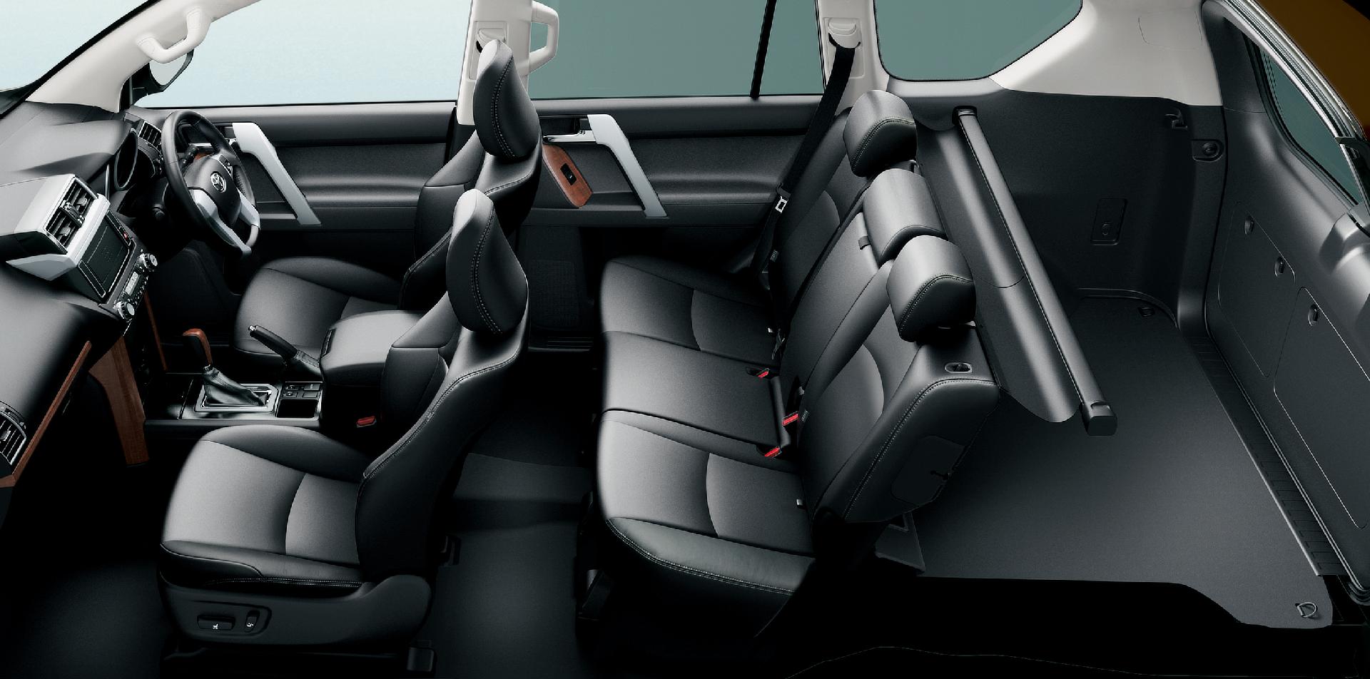 TX“Lパッケージ” (5人乗り) (設定色：ブラック)