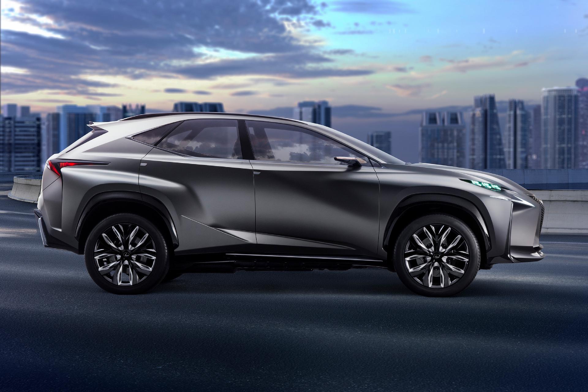 LEXUS LF-NX_004