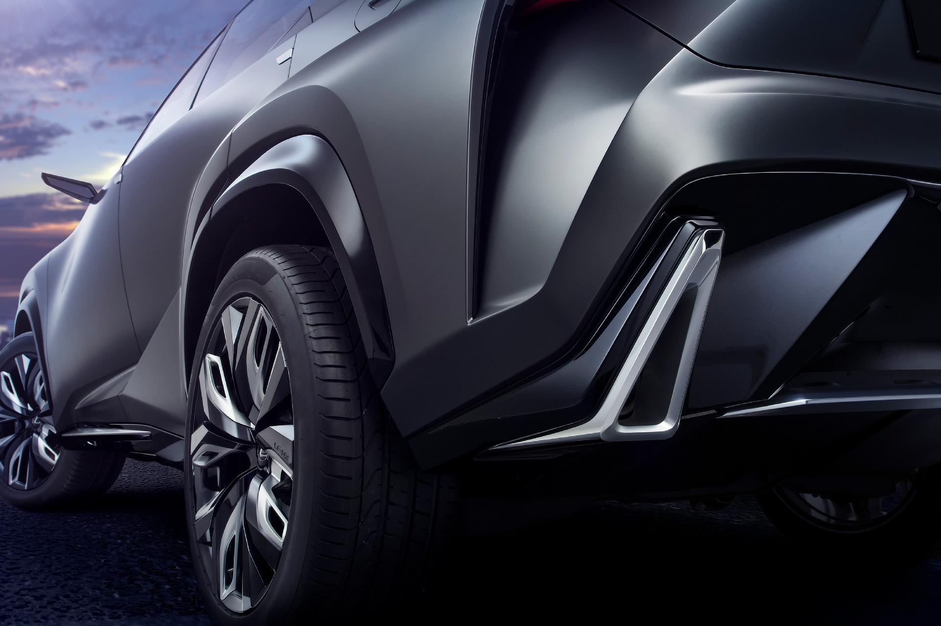 LEXUS LF-NX_013
