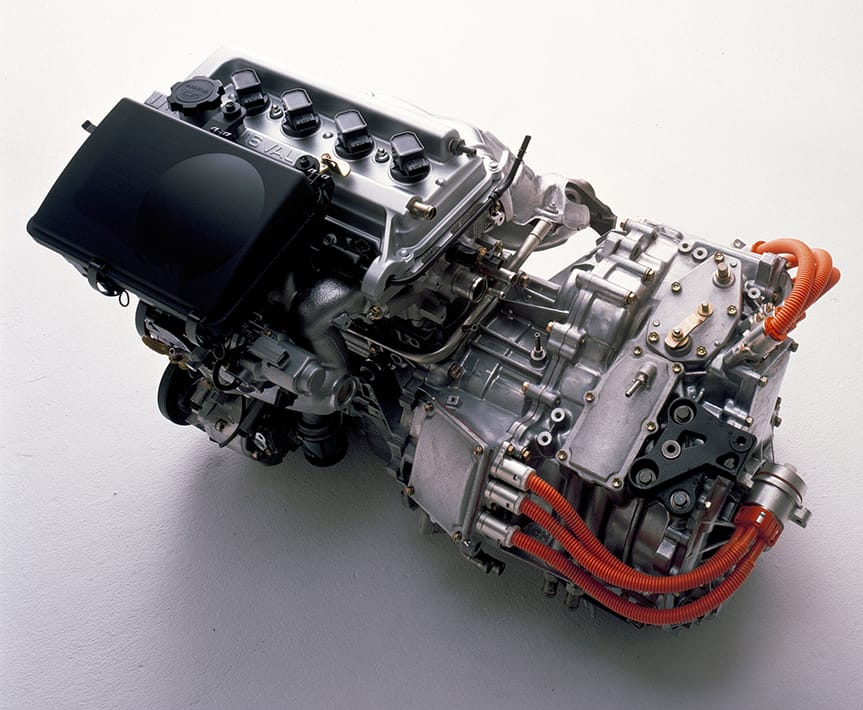ハイブリッドシステム用に新開発された1.5Lエンジン