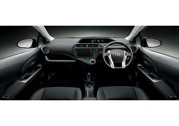 G“ブラックソフトレザーセレクション”（内装色ブラックソフトレザー）＜オプション装着車＞ 