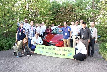 Group photo at Tsutsumi plant